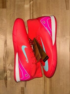 Nike Mercurial Superfly 10 IC Indoor Soccer Shoes 9.5 NEW.